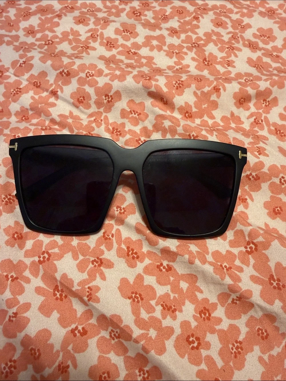 Oversized Square Black Sunglasses with Dark Lenses
